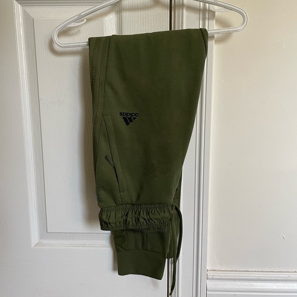 Pants - Picture 2 of 4